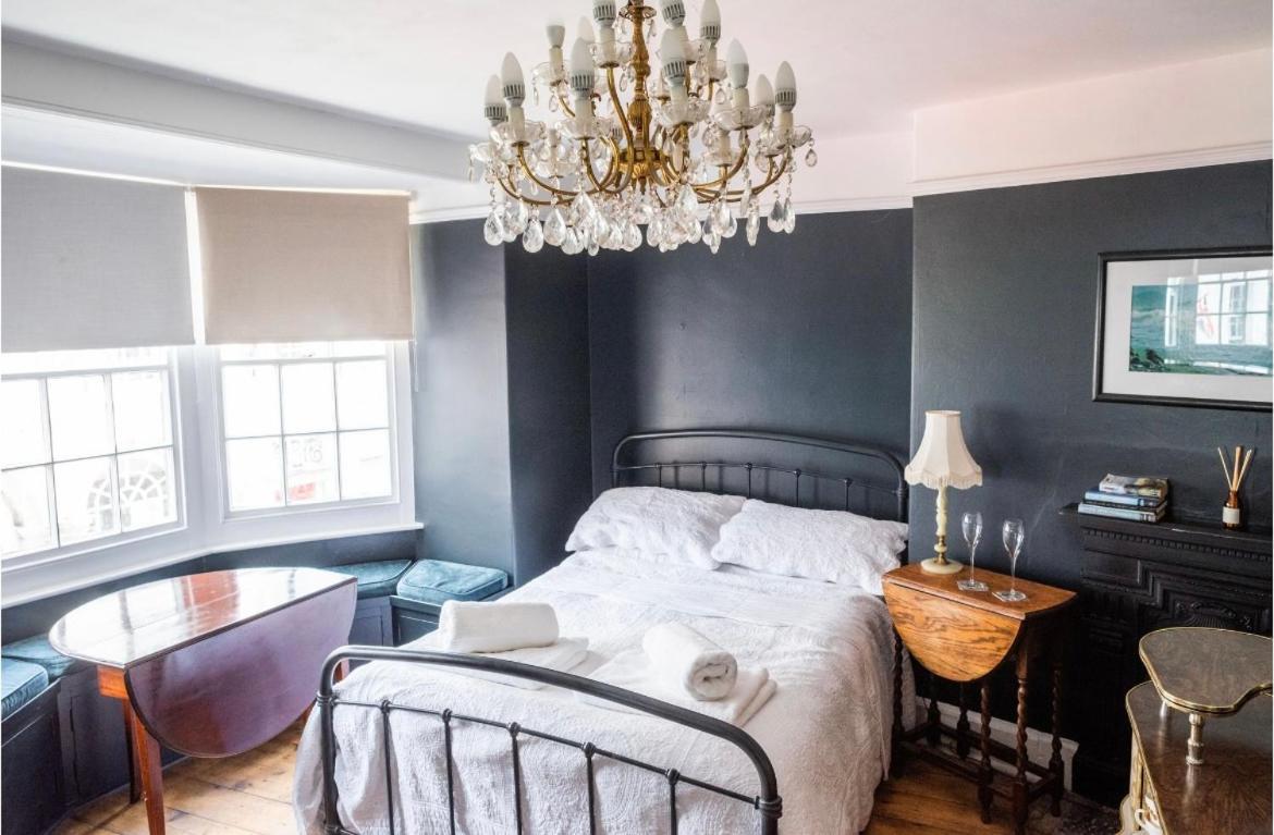 Room At The Inn Lyme Regis Exterior foto