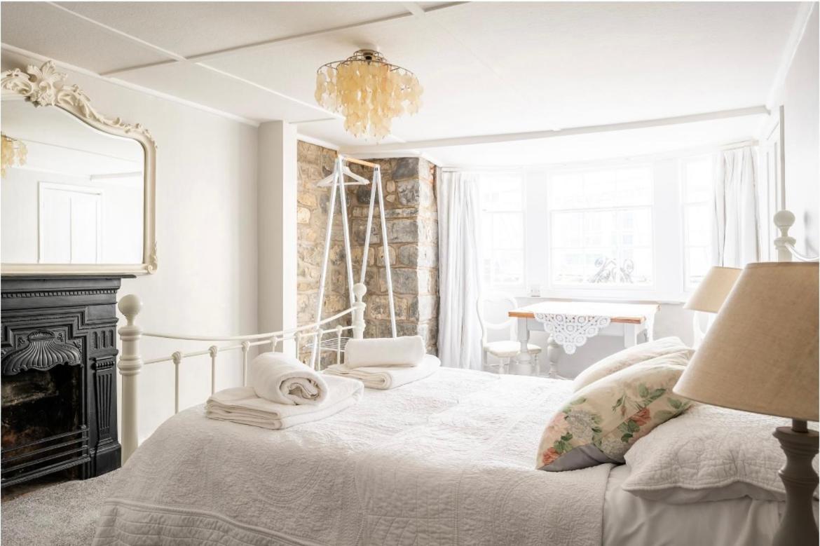 Room At The Inn Lyme Regis Exterior foto